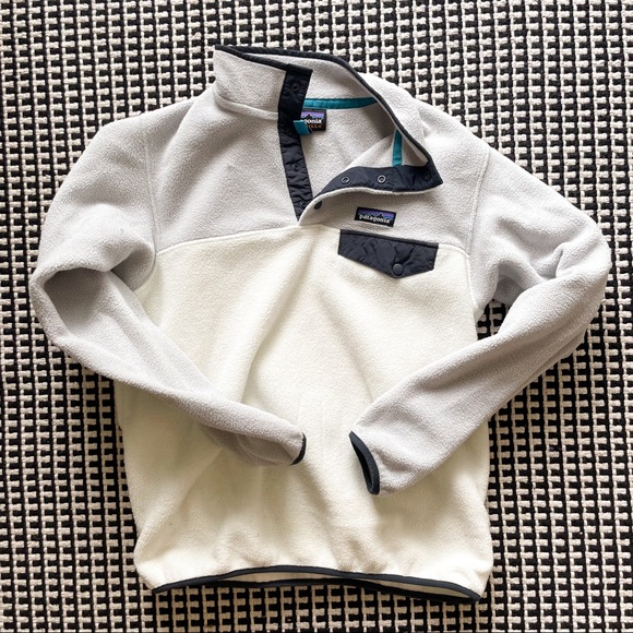 Patagonia Tops - Patagonia synchilla sweatshirt